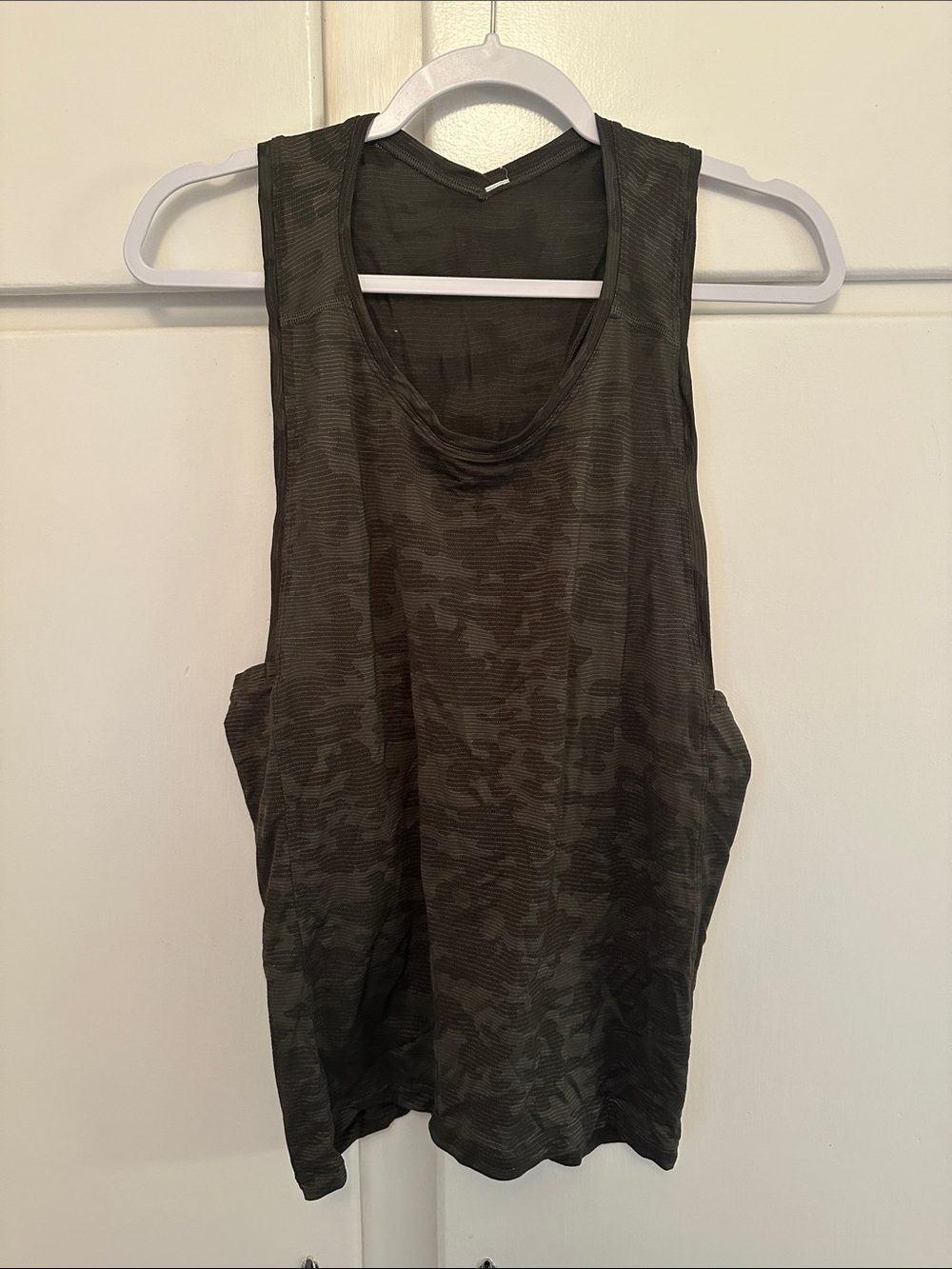 EUC Lululemon Green Camo Semi-Sheer Tank Top